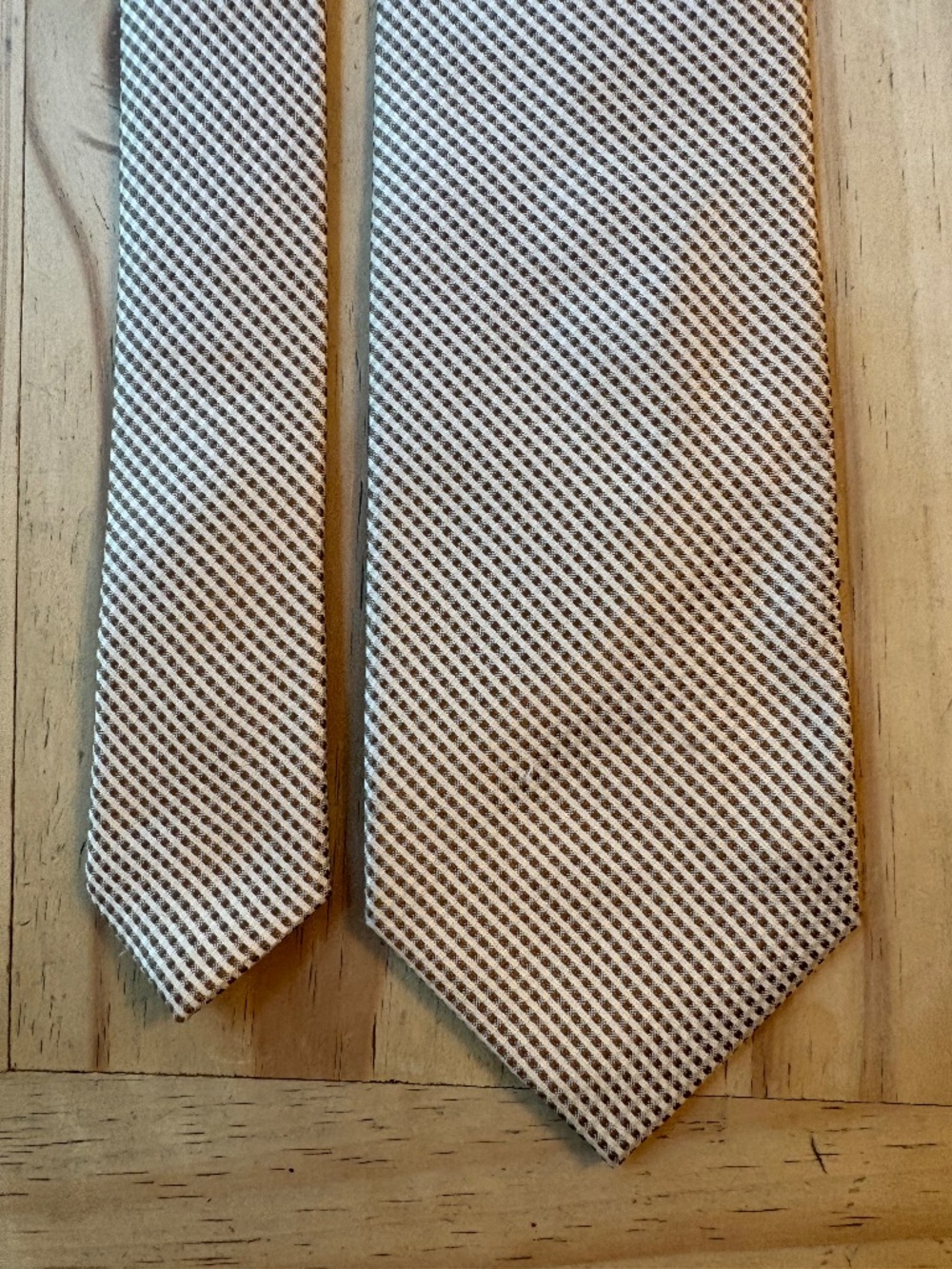 A Cut Above Uniforms Men’s Pilot Crew Necktie - Black & White